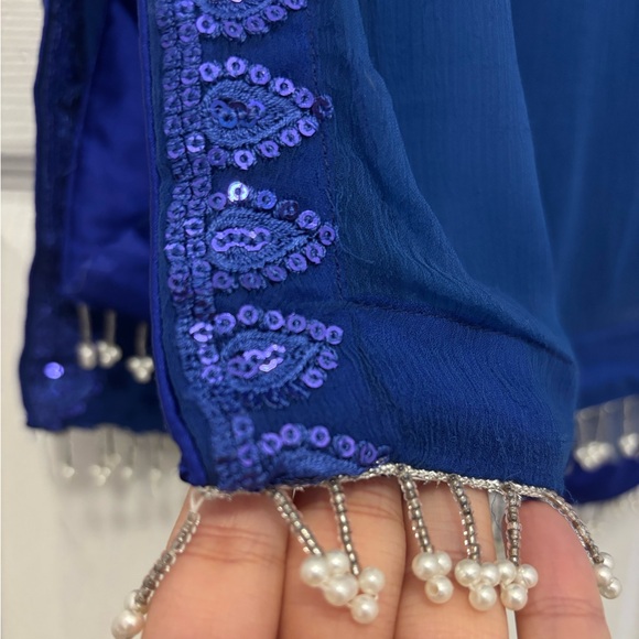 Pakistani Shalwaar Kameez 3 piece suit (fancy) - Picture 8 of 9